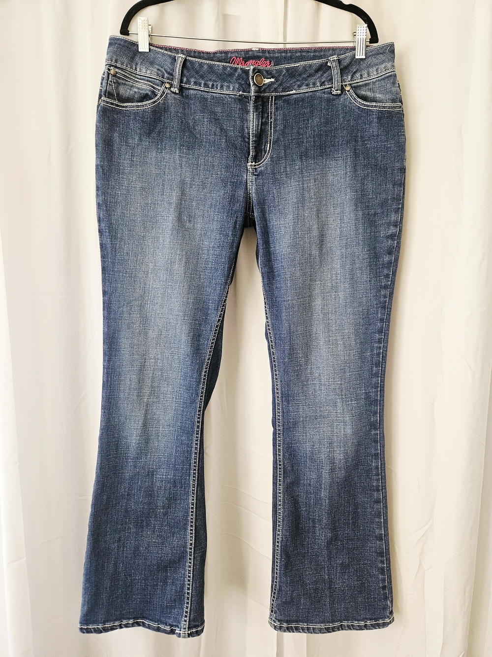 🤠 Wrangler Boot Cut Jeans – Women’s Size 16 – Excellent Condition